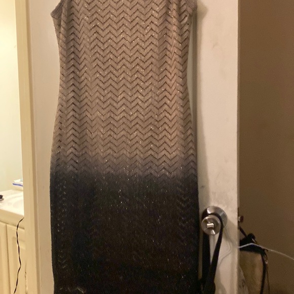 Dresses & Skirts - Sunny black and brown dress plain but dressy